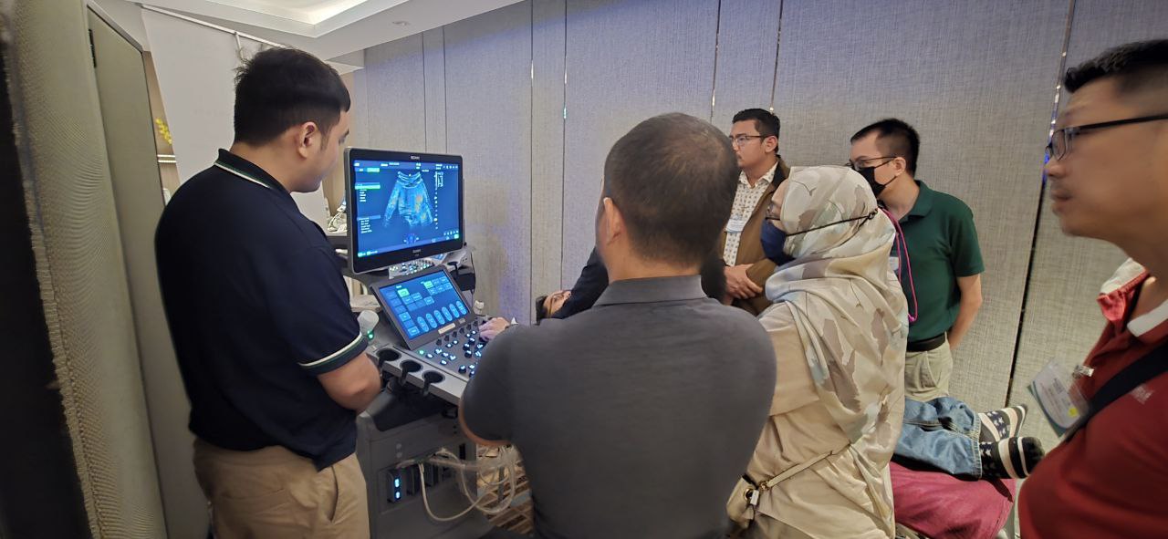 photo_6260555089446029471_y